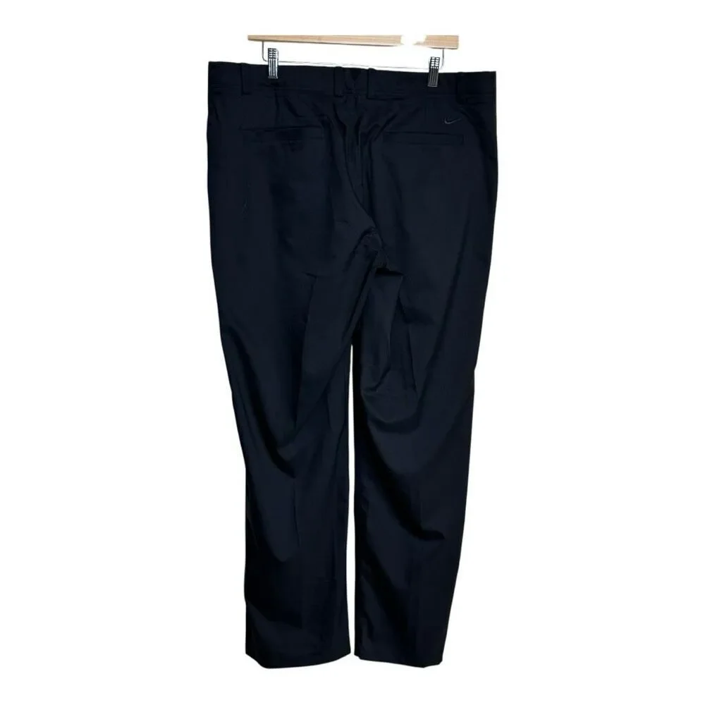 Nike Golf Pants Men's Black Flat Front Modern‎ Fit Lightweight Athletic